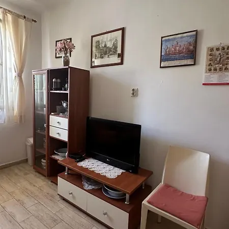 Duje Apartman
