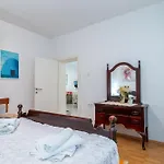 Duje Apartmán